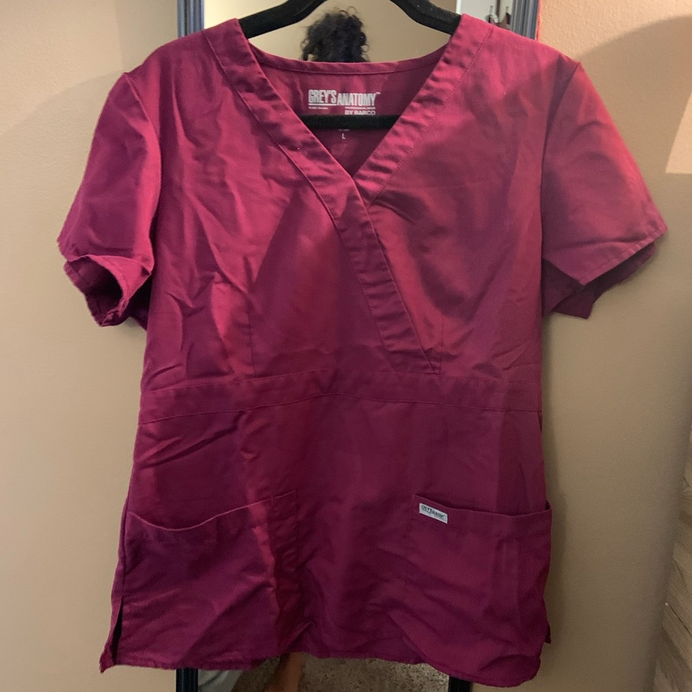 Scrub top